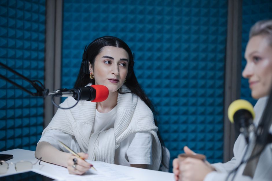 Eight Bali podcast recording studios — by audio capability