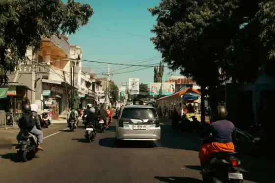 Bagian Bali-nya: lalu lintas, listrik, dan siapa yang Anda ajak