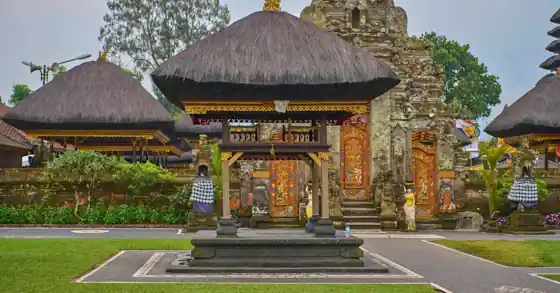 Denpasar, Bali — photo by Tri Warno
