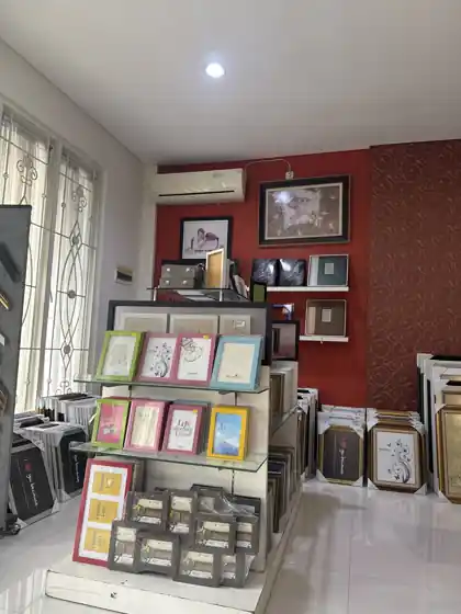Capture Photography & Video — studio interior