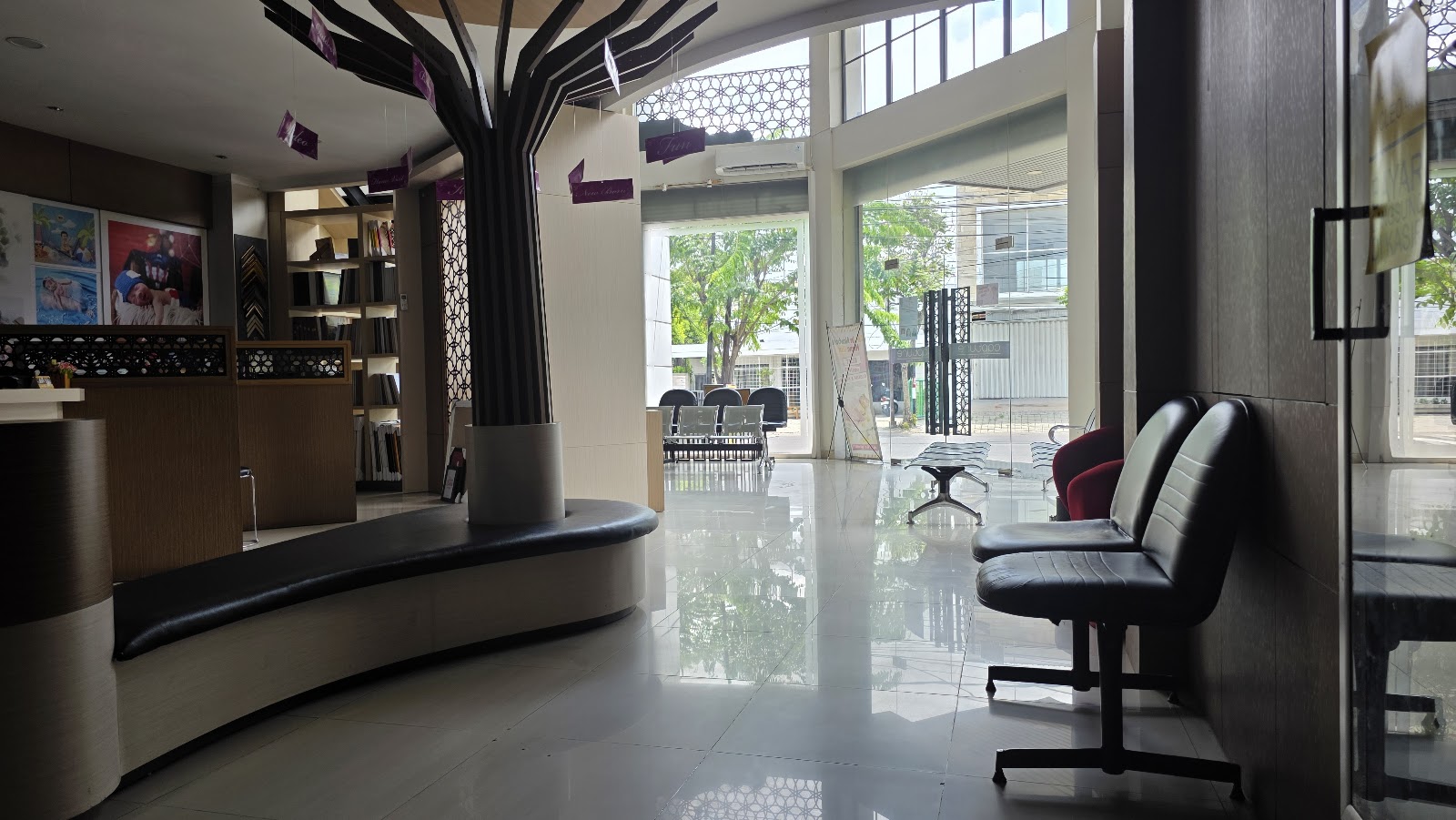 Capture Photography — studio interior