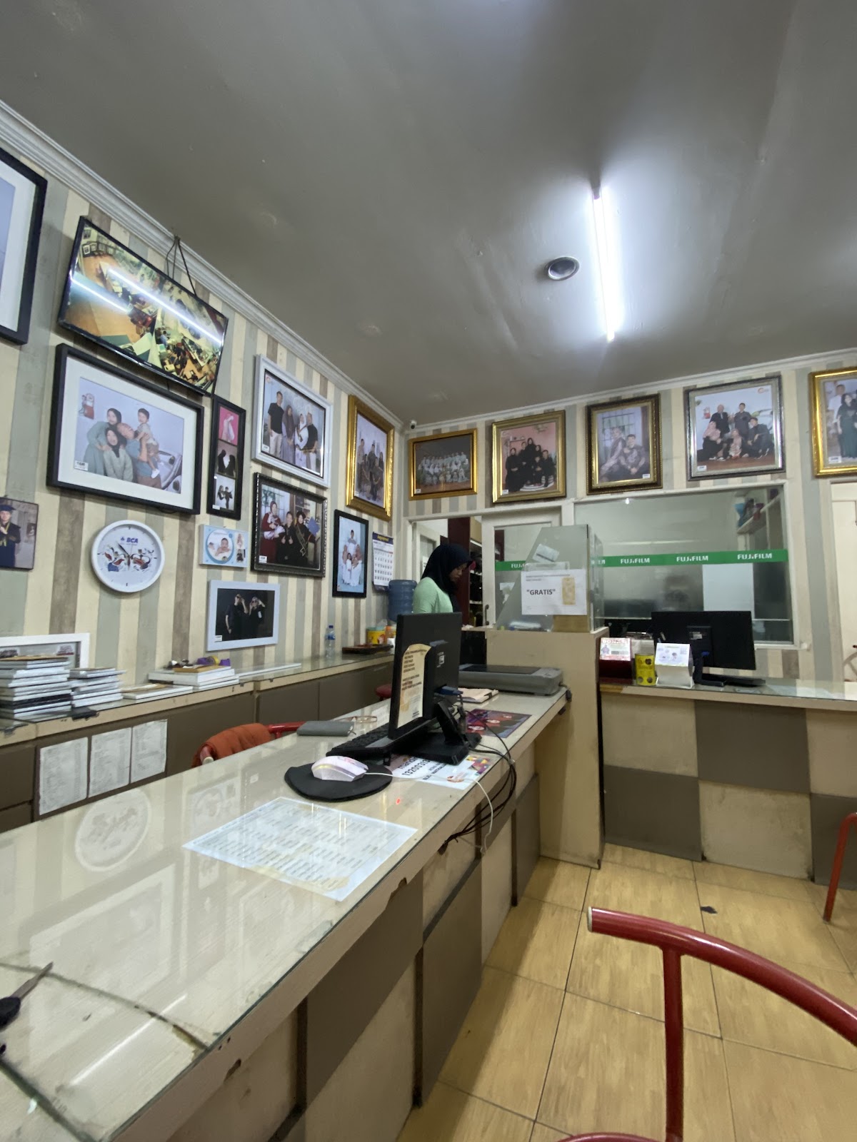 Cimindi Photo — studio interior