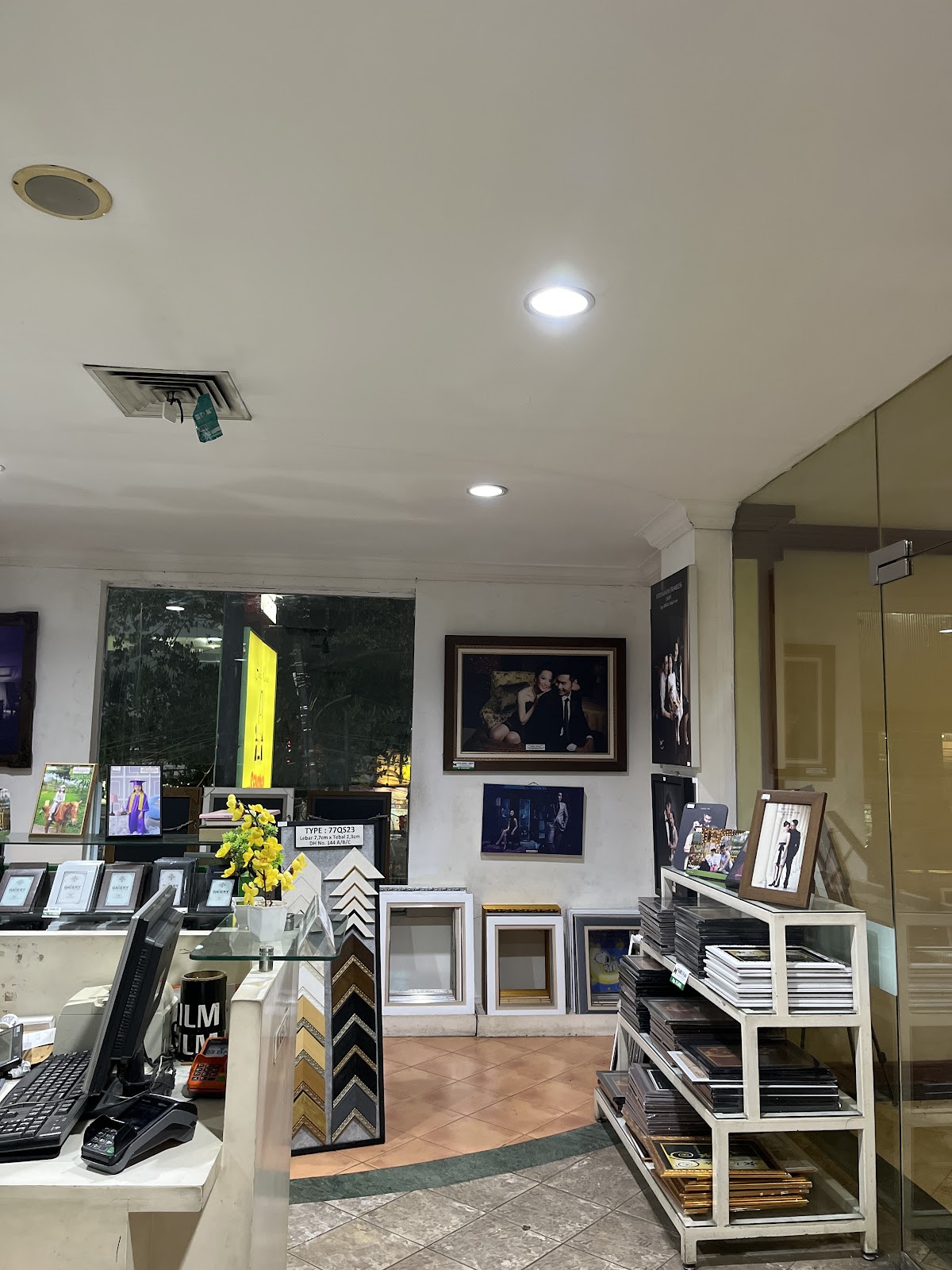 Fuji Image Plaza — studio interior