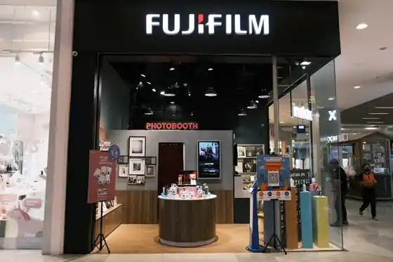 Fujifilm Store Kota Kasablanka — studio interior