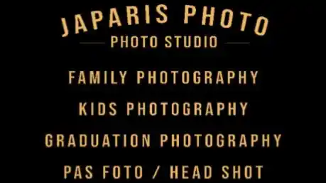 Japaris Photo Studio — studio interior