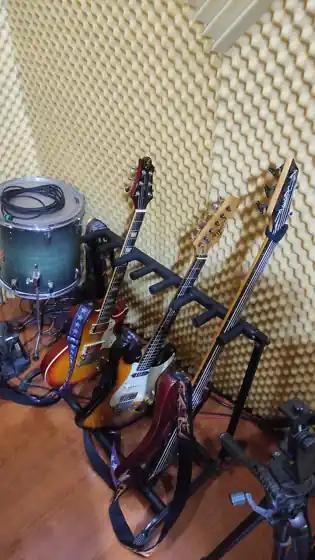 Josell Music Studio — studio interior