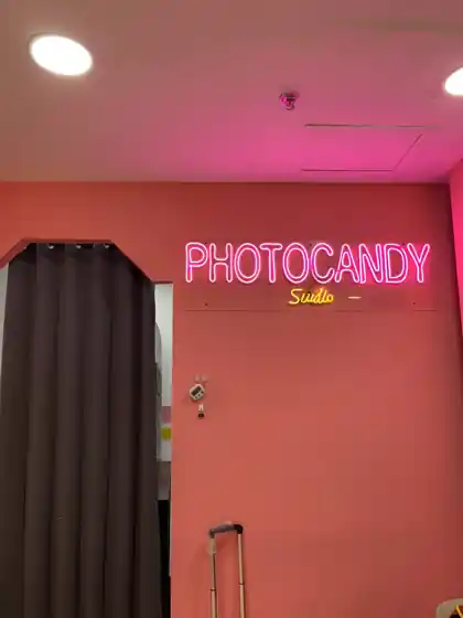 PhotoCandy Studio Tunjungan Plaza — studio interior