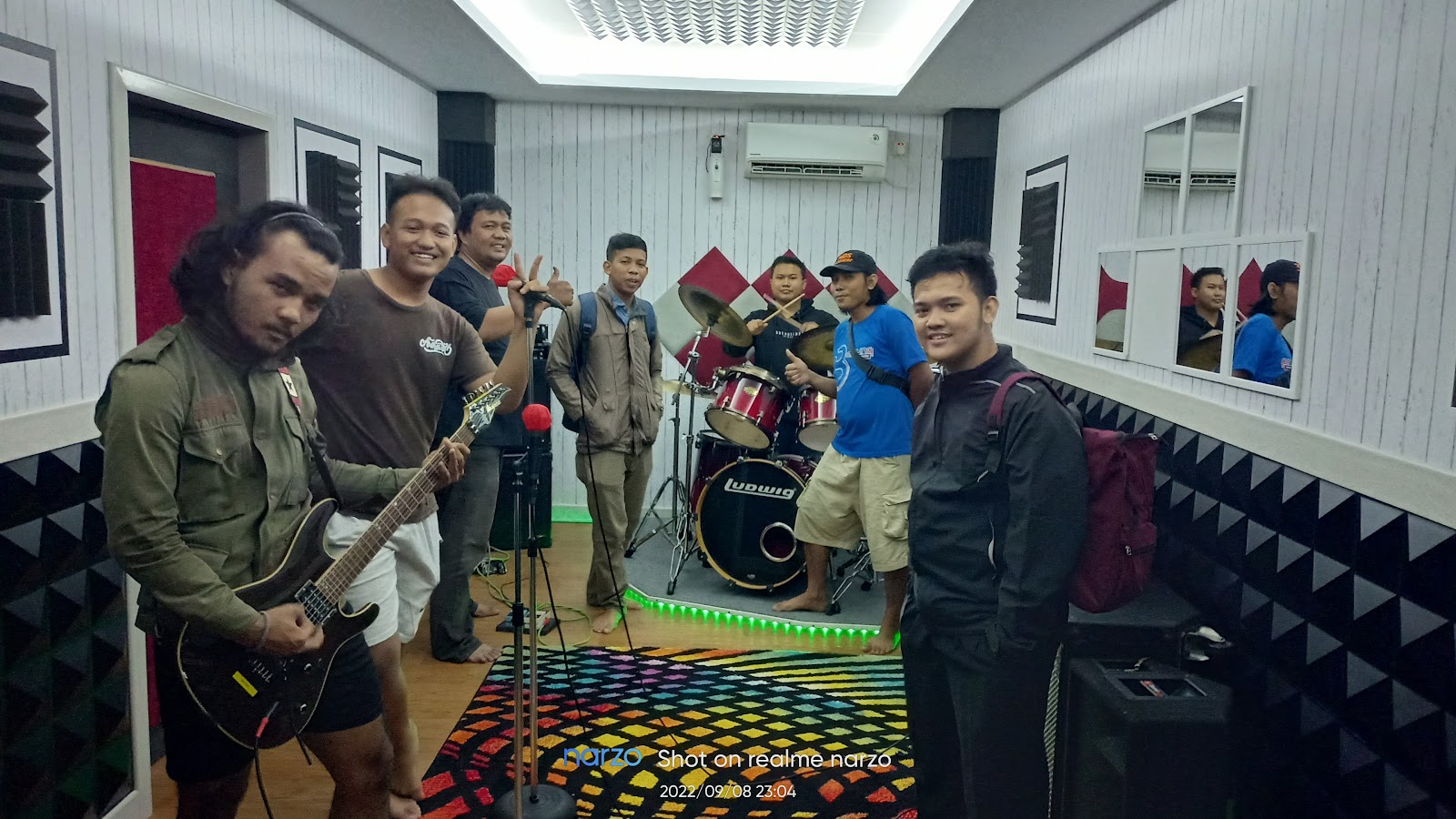 Studio Musik 66 — studio interior