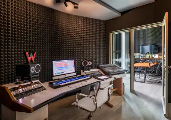 W Sound Suite — studio interior